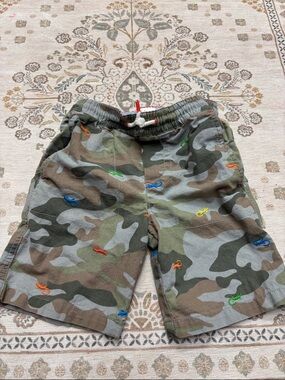 Mini Boden Camo Shorts with Bright Embroidered Geckos